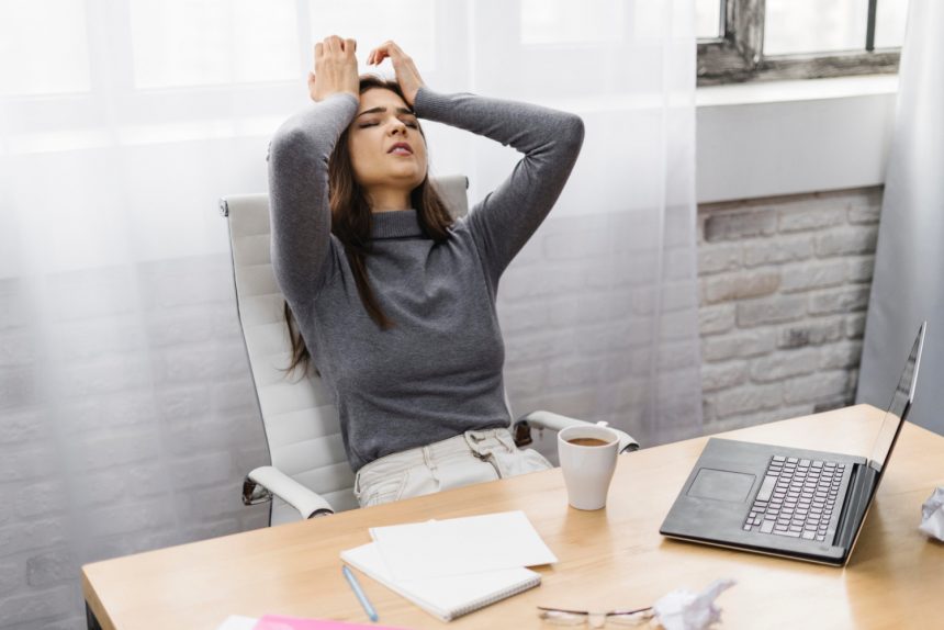 Entenda o que é burnout, síndrome que passa a ser definida como “fenômeno ligado ao trabalho” pela OMS